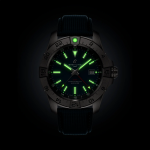 Breitling AVENGER AUTOMATIC GMT 44 A32320101C1X1